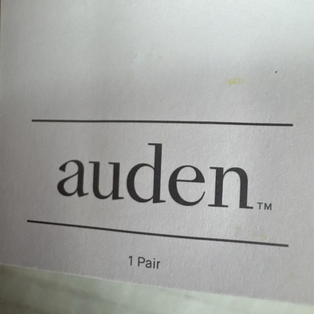 Auden Women's 0769 M/L 8-12 Faux Fur Slipper Socks Light Gray Gripper Bottom NWT